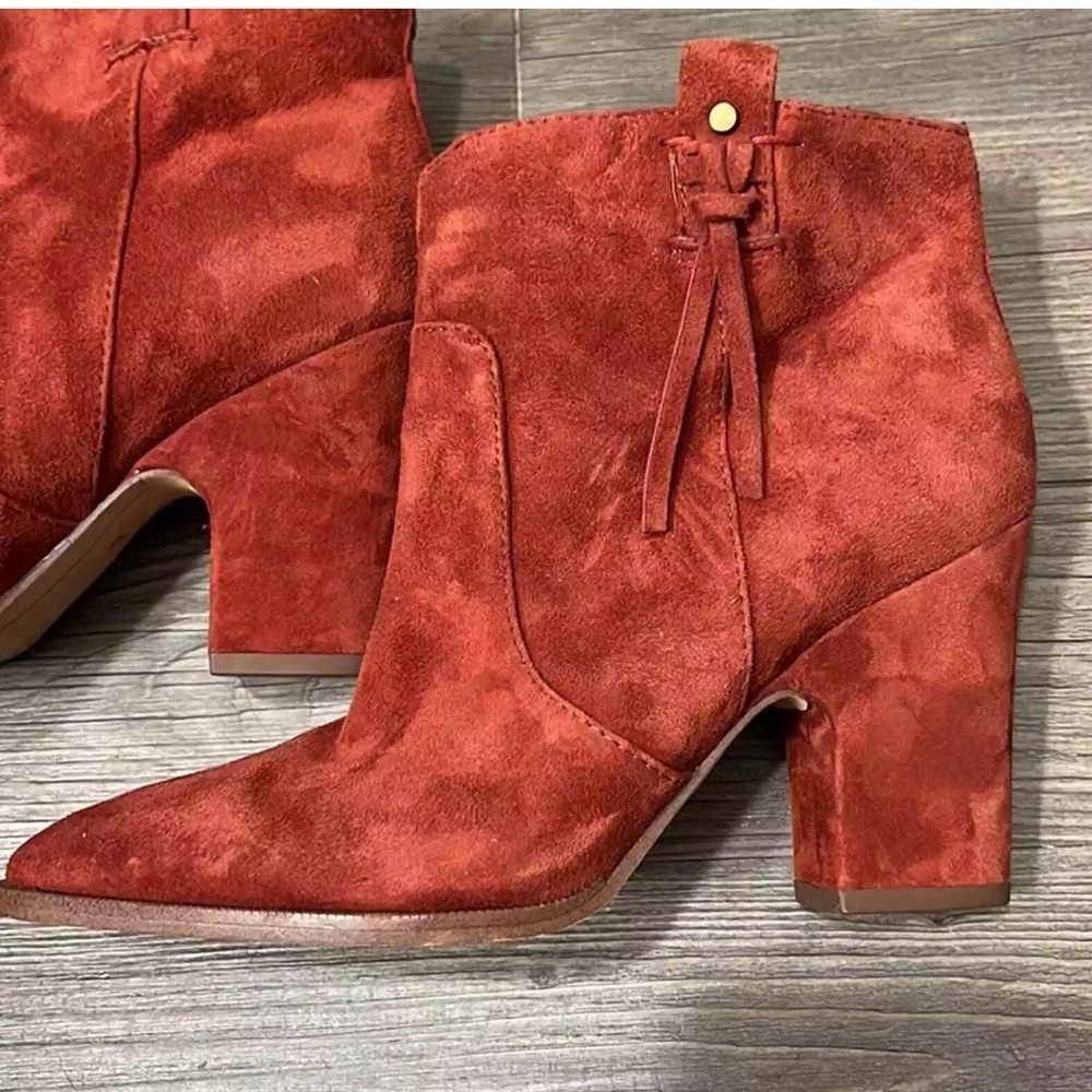Sam Edelman Niomi Suede Western boho 
Booties In Red Paprika Size 7 preloved